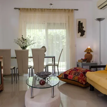 Hotel de apartamente Goji Vegan