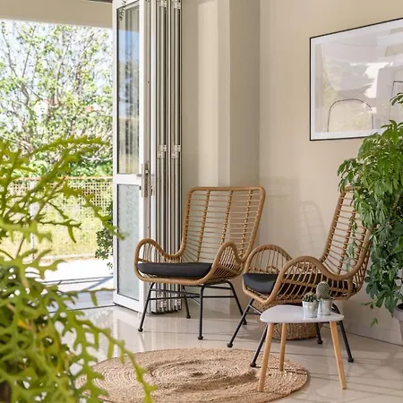 Goji Vegan Hotel apartamentowy 3*