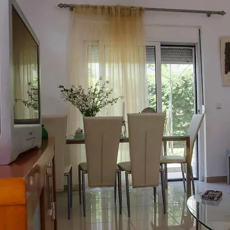 Hotel apartamentowy Goji Vegan