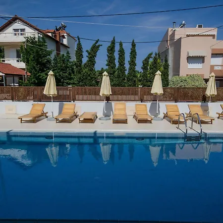 Goji Vegan Hotel apartamentowy 3*