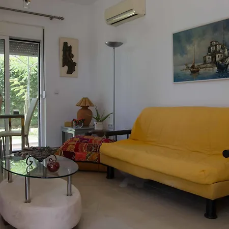 Goji Vegan Apart Otel 3*