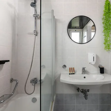 Goji Vegan Apart-hotel